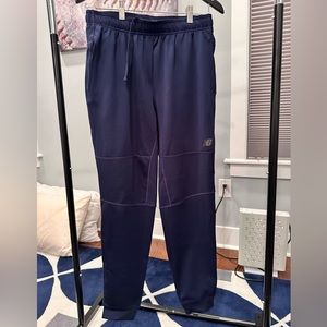 Navy new balance joggers, size men’s small, gently used, no longer fit